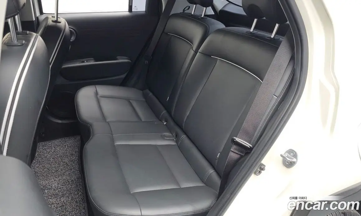 Hyundai Casper 2024 1.0 автомат (гидро), фото 16