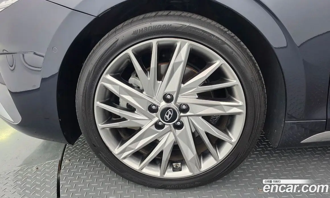 Hyundai Grandeur 2021 3.3 автомат (гидро), фото 5