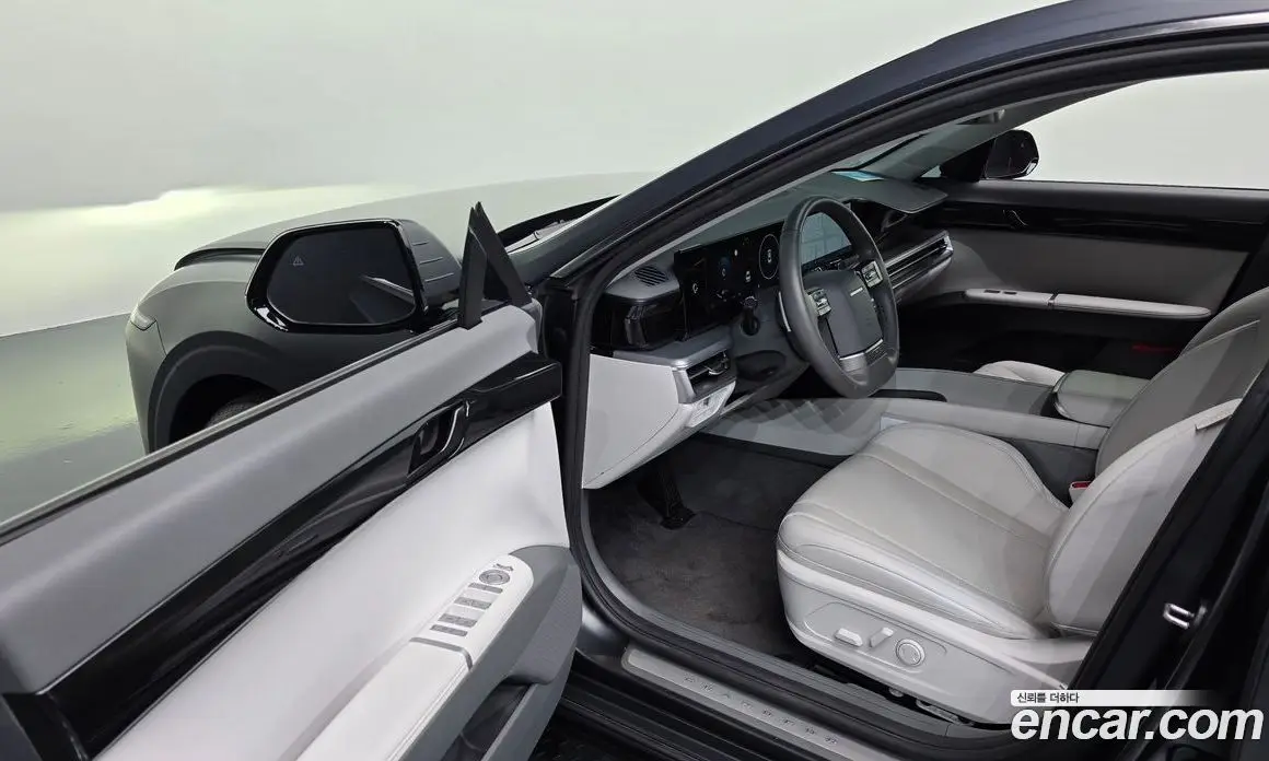 Hyundai Grandeur 2023 1.6 автомат (гидро), фото 13