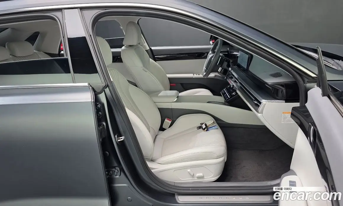 Hyundai Grandeur 2023 1.6 автомат (гидро), фото 16