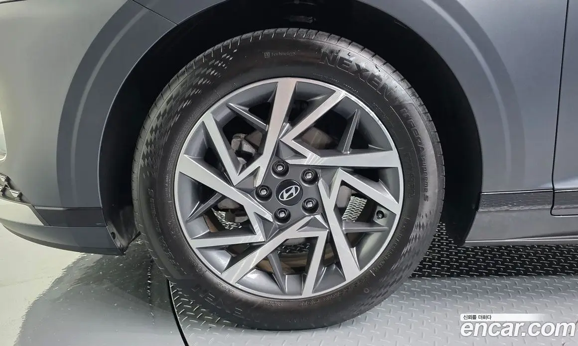 Hyundai Grandeur 2023 1.6 автомат (гидро), фото 5