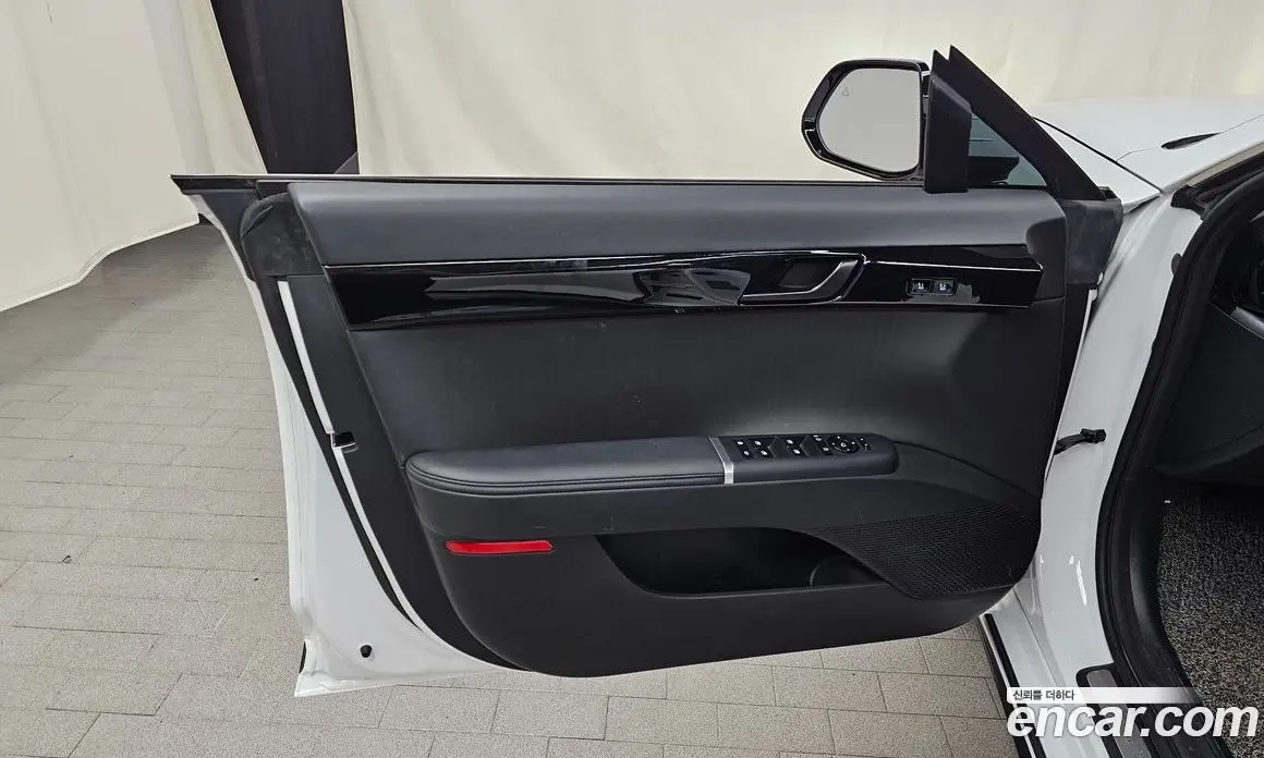 Hyundai Grandeur 2023 2.5 автомат (гидро), фото 14