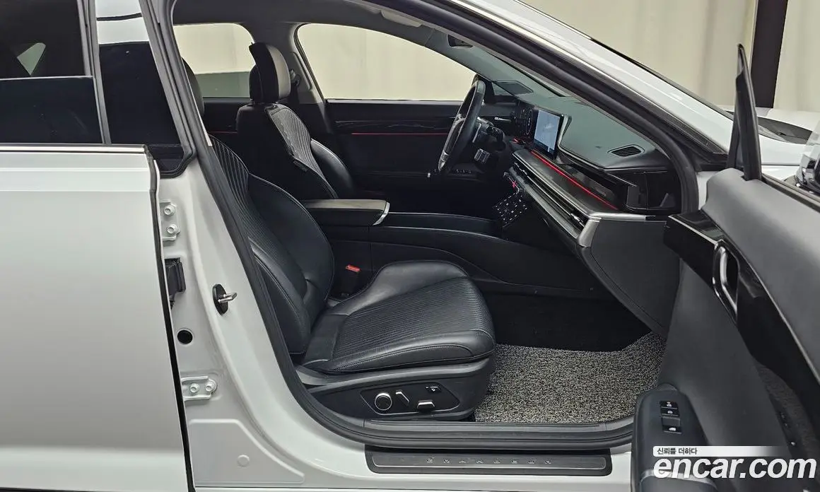 Hyundai Grandeur 2023 2.5 автомат (гидро), фото 16