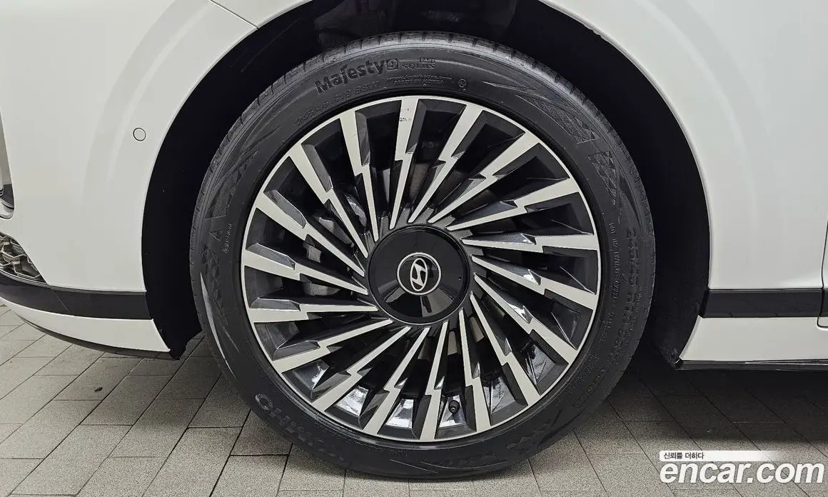 Hyundai Grandeur 2023 2.5 автомат (гидро), фото 5