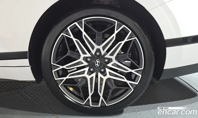 Hyundai Grandeur 2023 1.6 автомат (гидро), миниатюра 6
