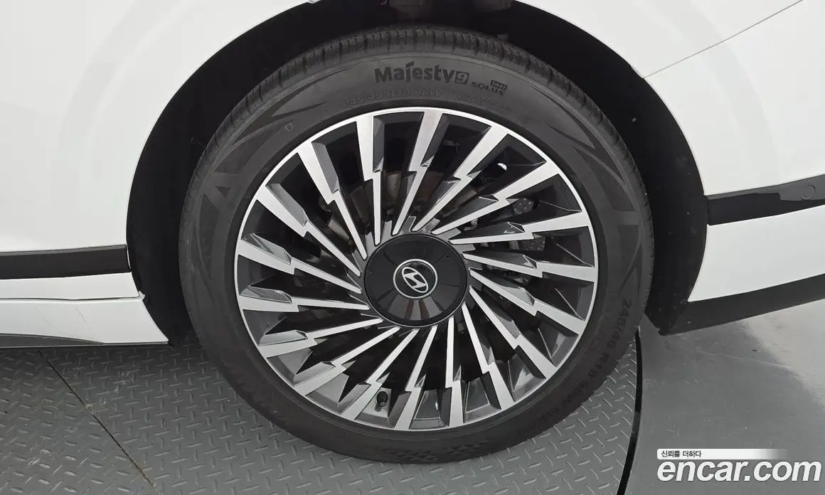 Hyundai Grandeur 2023 2.5 автомат (гидро), фото 6 Hyundai Grandeur 2023 2.5 автомат (гидро), фото 6