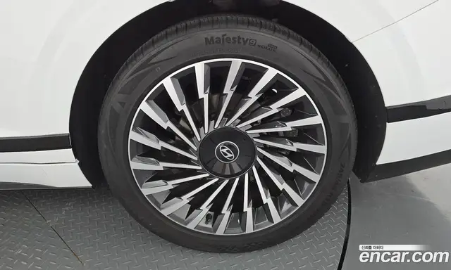 Hyundai Grandeur 2023 2.5 автомат (гидро), миниатюра 6 Hyundai Grandeur 2023 2.5 автомат (гидро), миниатюра 6