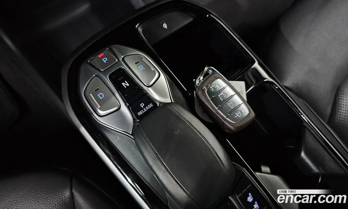 Hyundai Ioniq 2020 0.1 автомат (гидро), фото 12