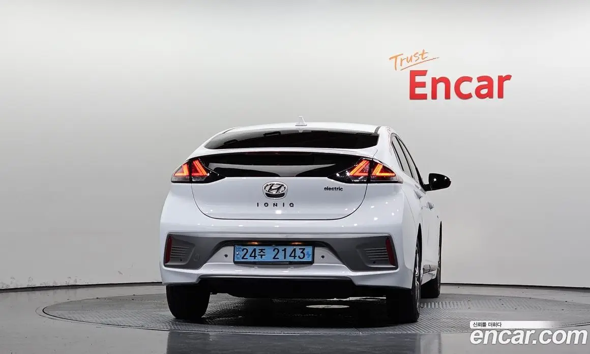 Hyundai Ioniq 2020 0.1 автомат (гидро), фото 4