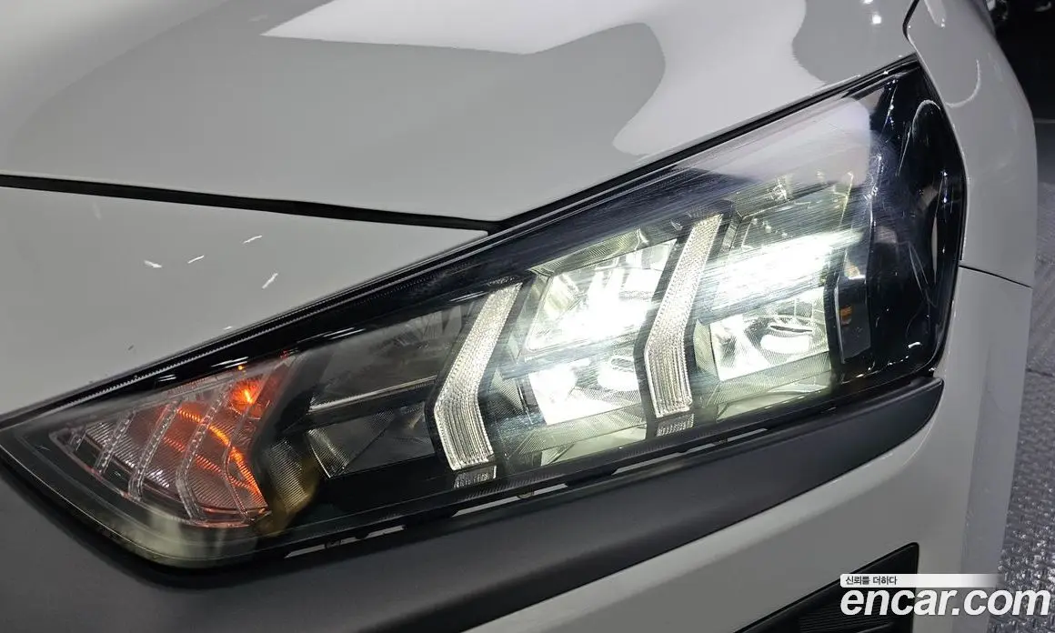 Hyundai Ioniq 2020 0.1 автомат (гидро), фото 8