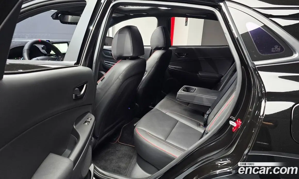 Hyundai Kona 2022 1.6 автомат (гидро), фото 17 Hyundai Kona 2022 1.6 автомат (гидро), фото 17