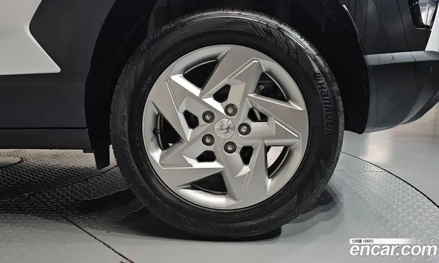 Hyundai Kona 2023 1.6 автомат (гидро), миниатюра 6 Hyundai Kona 2023 1.6 автомат (гидро), миниатюра 6