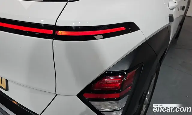 Hyundai Kona 2023 1.6 автомат (гидро), миниатюра 8 Hyundai Kona 2023 1.6 автомат (гидро), миниатюра 8