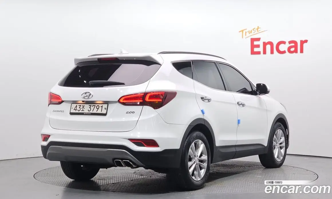 Hyundai Santa Fe 2017 2.0 автомат (гидро), фото 2 Hyundai Santa Fe 2017 2.0 автомат (гидро), фото 2