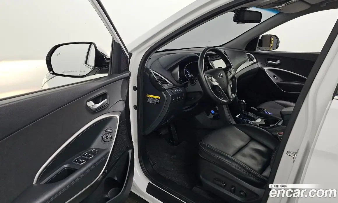 Hyundai Santa Fe 2017 2.0 автомат (гидро), фото 13 Hyundai Santa Fe 2017 2.0 автомат (гидро), фото 13
