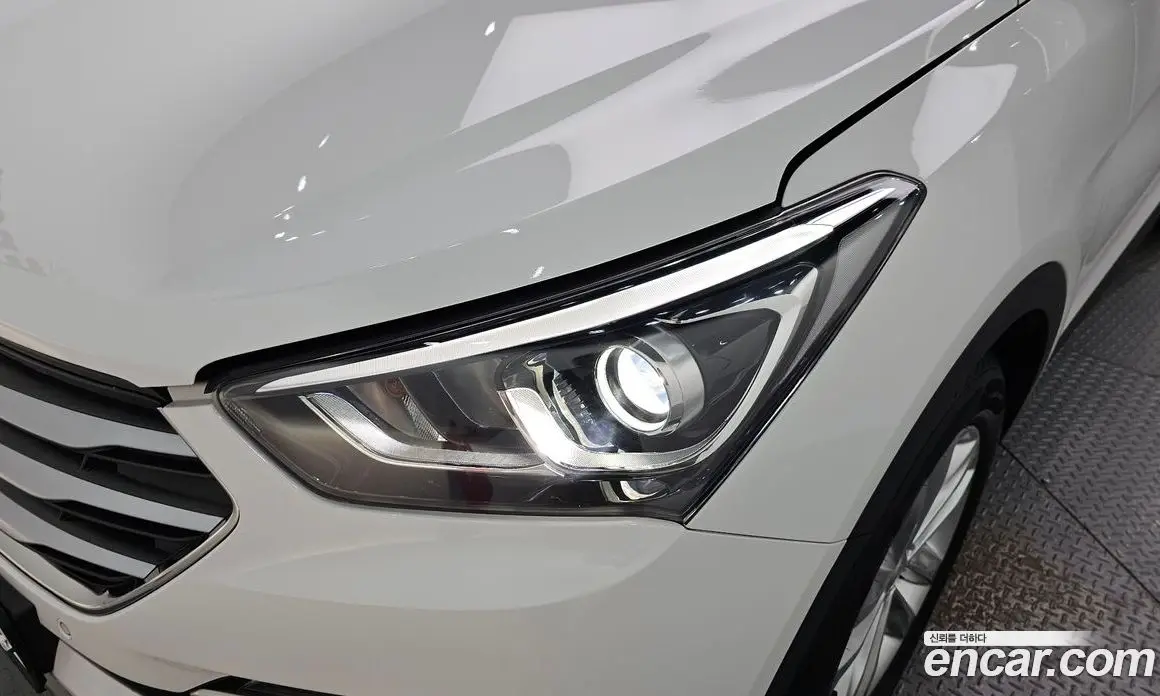 Hyundai Santa Fe 2017 2.0 автомат (гидро), фото 8 Hyundai Santa Fe 2017 2.0 автомат (гидро), фото 8