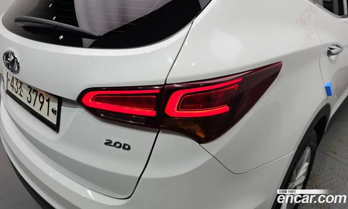 Hyundai Santa Fe 2017 2.0 автомат (гидро), фото 9 Hyundai Santa Fe 2017 2.0 автомат (гидро), фото 9