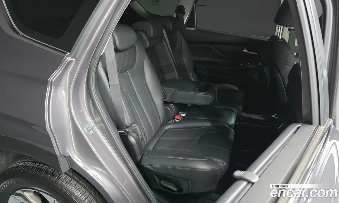 Hyundai Santa Fe 2022 2.2 автомат (гидро), фото 16 Hyundai Santa Fe 2022 2.2 автомат (гидро), фото 16