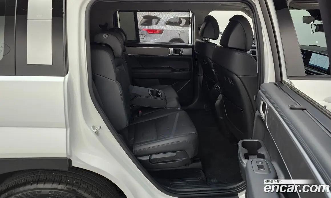 Hyundai Santa Fe 2024 1.6 автомат (гидро), фото 17