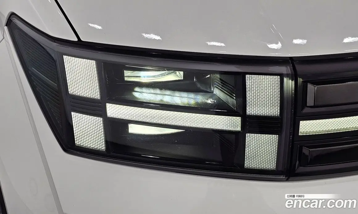 Hyundai Santa Fe 2024 1.6 автомат (гидро), фото 8