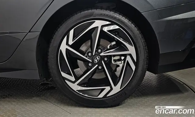 Hyundai Sonata 2026 2.0 автомат (гидро), миниатюра 7 Hyundai Sonata 2026 2.0 автомат (гидро), миниатюра 7