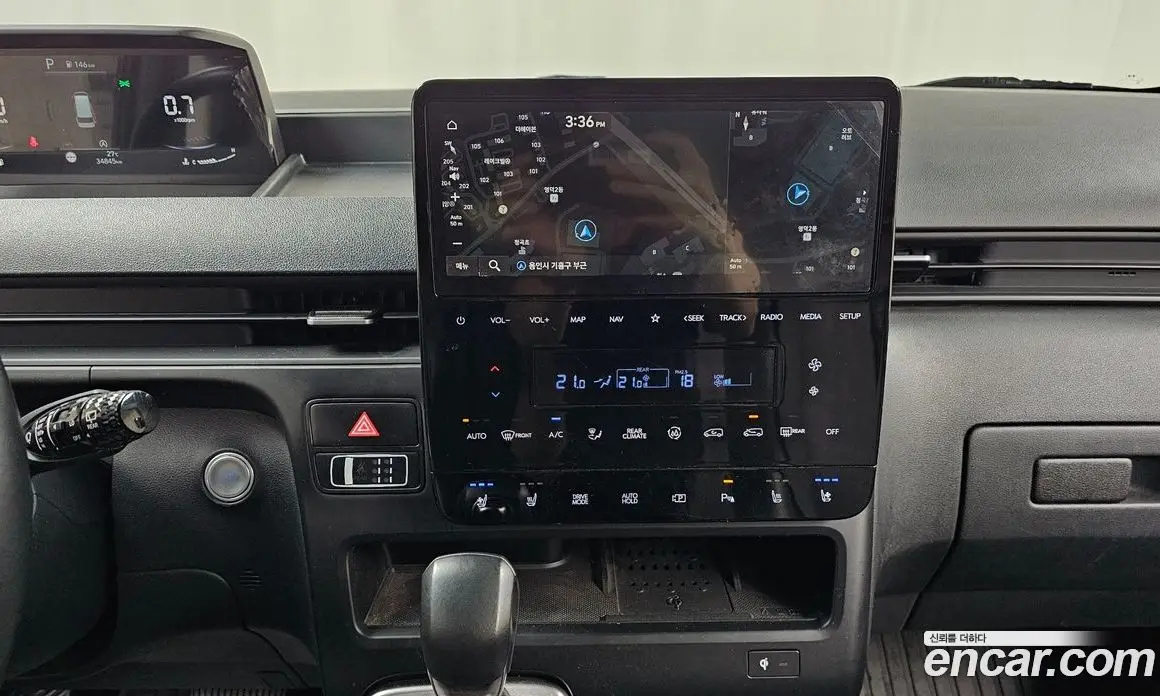 Hyundai Staria 2022 2.2 автомат (гидро), фото 15