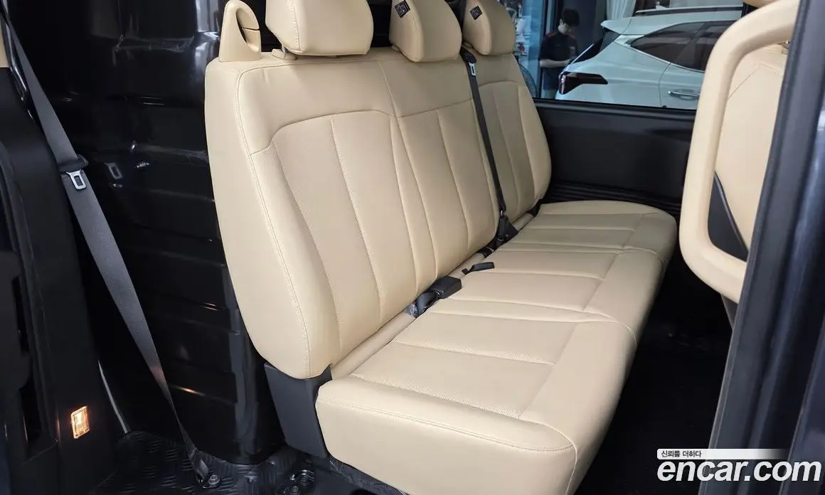 Hyundai Staria 2023 3.5 автомат (гидро), фото 17 Hyundai Staria 2023 3.5 автомат (гидро), фото 17