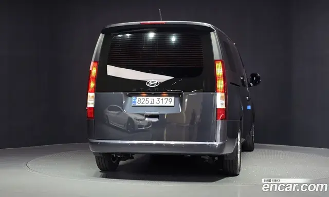 Hyundai Staria 2023 3.5 автомат (гидро), миниатюра 4 Hyundai Staria 2023 3.5 автомат (гидро), миниатюра 4