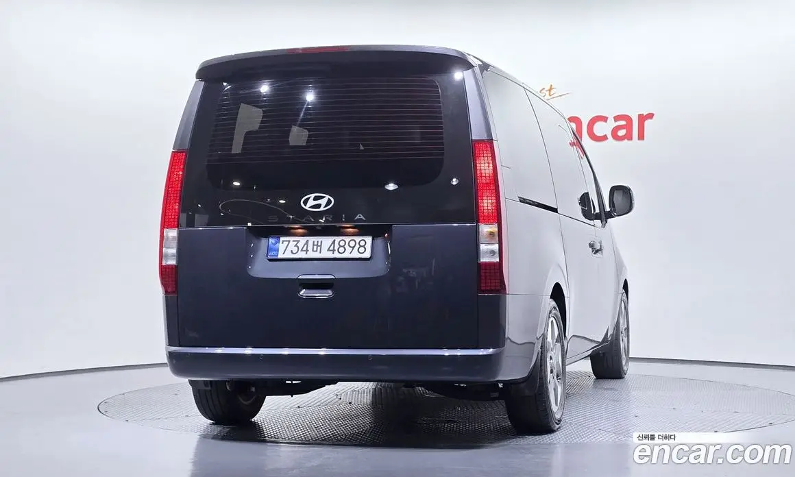 Hyundai Staria 2024 2.2 автомат (гидро), фото 4