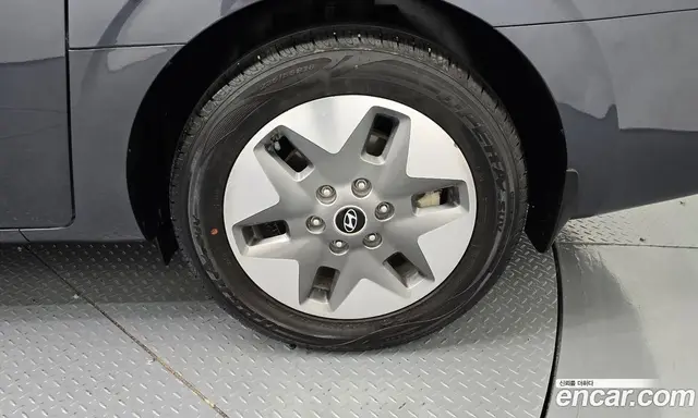 Hyundai Staria 2024 2.2 автомат (гидро), миниатюра 7