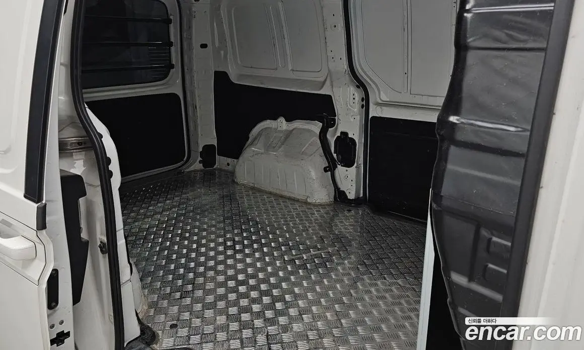 Hyundai Staria 2025 3.5 автомат (гидро), фото 16 Hyundai Staria 2025 3.5 автомат (гидро), фото 16