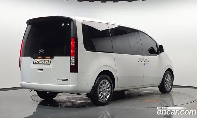 Hyundai Staria, 2026, 2 276 км