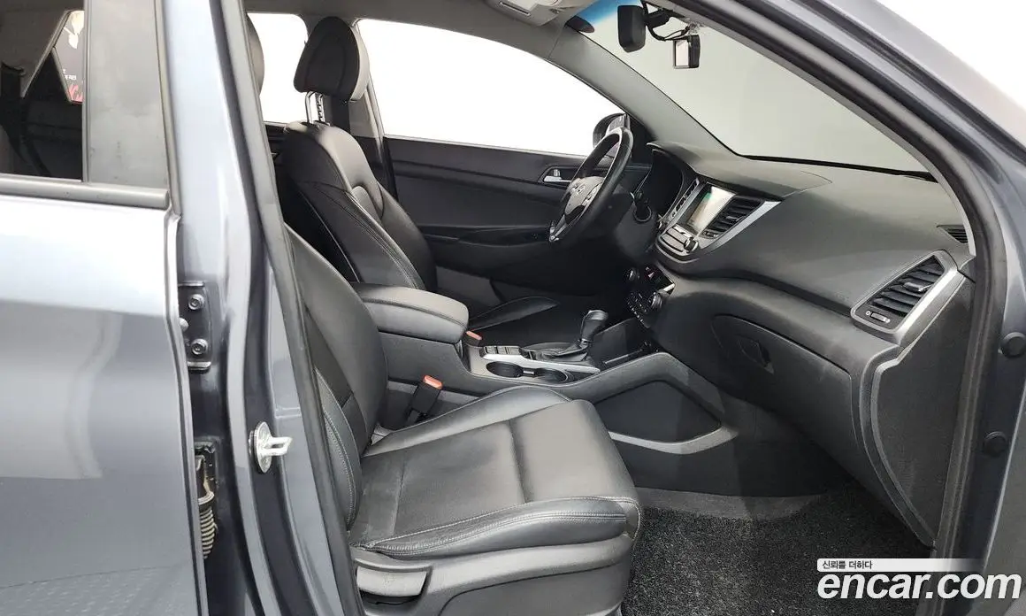 Hyundai Tucson 2016 2.0 автомат (гидро), фото 17