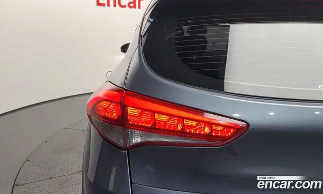 Hyundai Tucson 2016 2.0 автомат (гидро), миниатюра 9