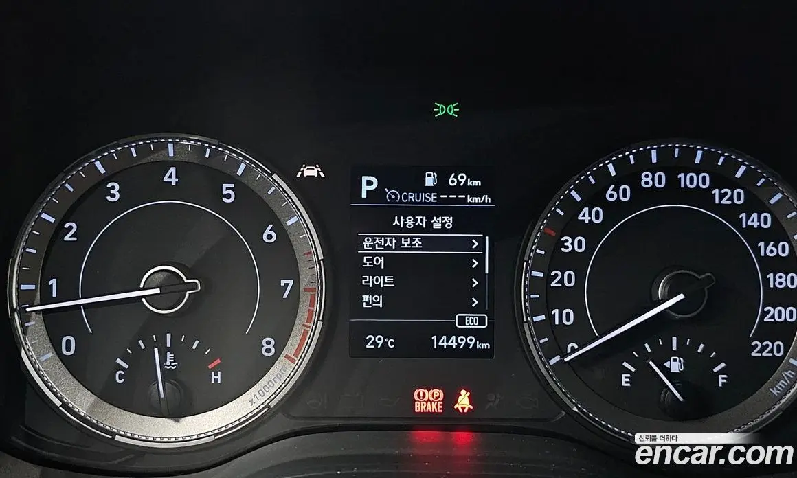 Hyundai Venue 2022 1.6 автомат (гидро), фото 11