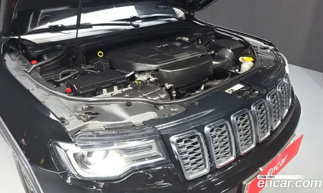 Jeep Cherokee 2018 3.6 автомат (гидро), миниатюра 6