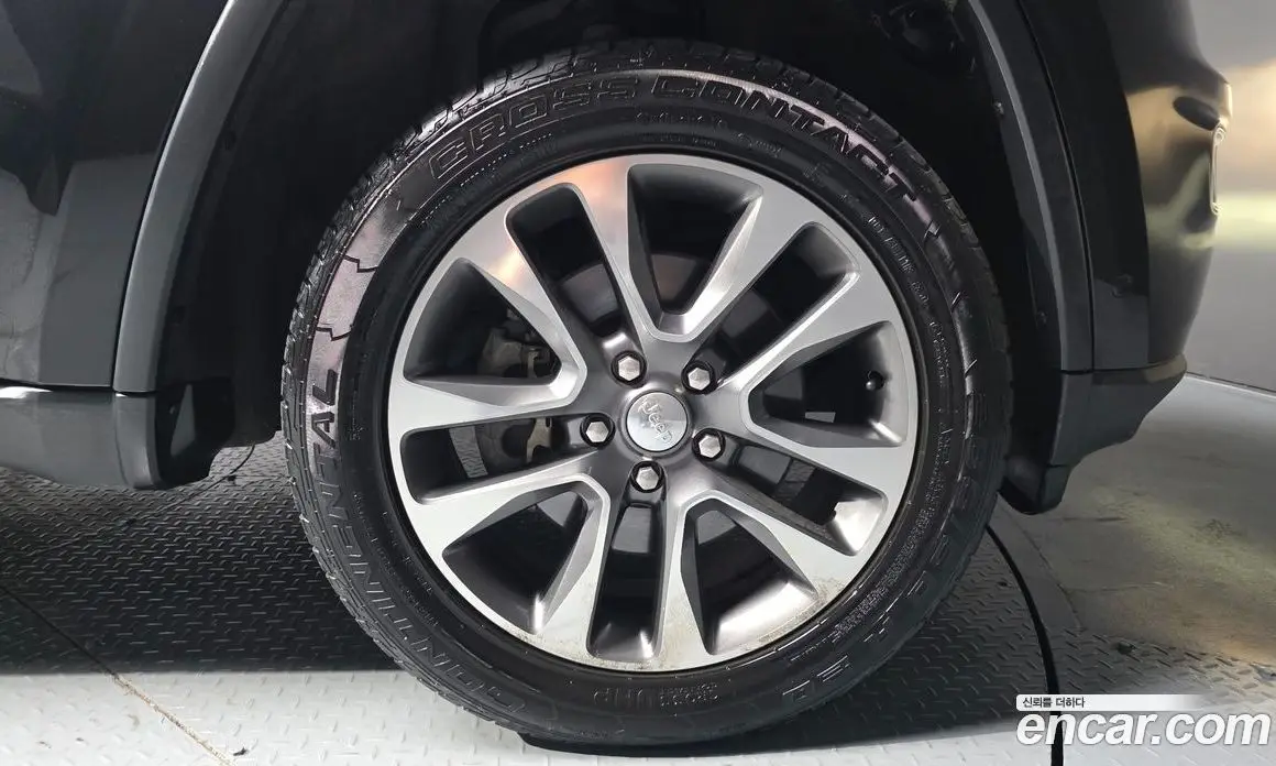 Jeep Cherokee 2018 3.6 автомат (гидро), фото 7
