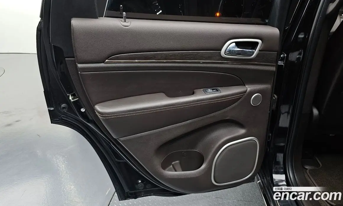 Jeep Cherokee 2018 3.0 автомат (гидро), фото 14