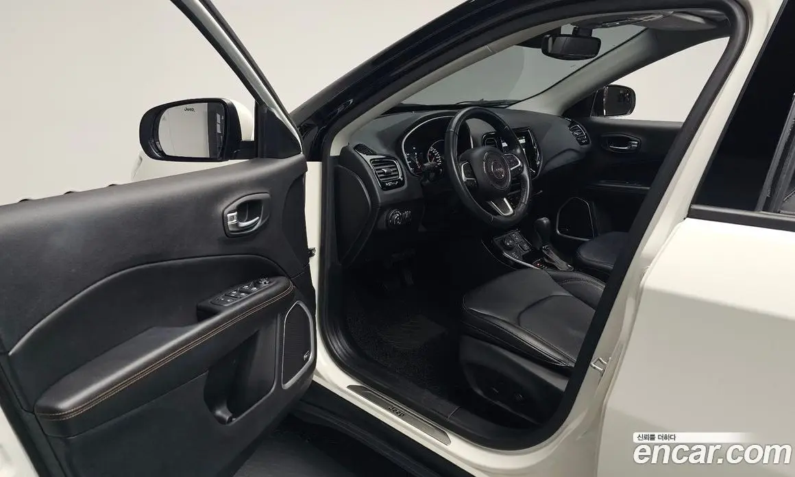 Jeep Compass 2019 2.4 автомат (гидро), фото 12