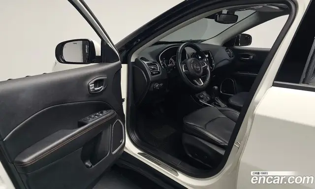 Jeep Compass 2019 2.4 автомат (гидро), миниатюра 12