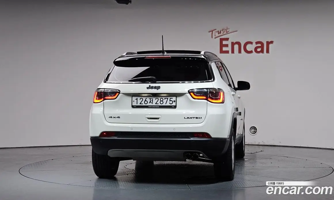 Jeep Compass 2019 2.4 автомат (гидро), фото 3