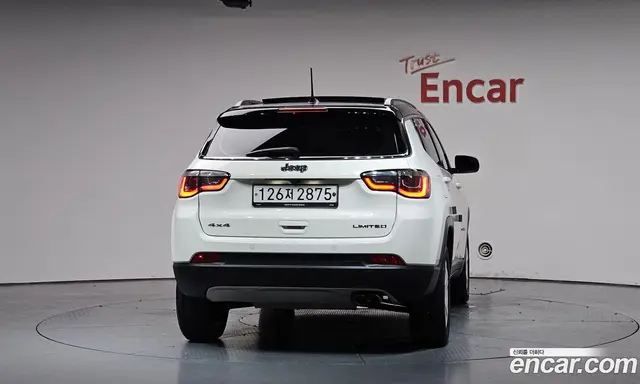 Jeep Compass 2019 2.4 автомат (гидро), миниатюра 3