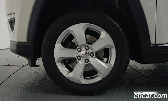 Jeep Compass 2019 2.4 автомат (гидро), миниатюра 4