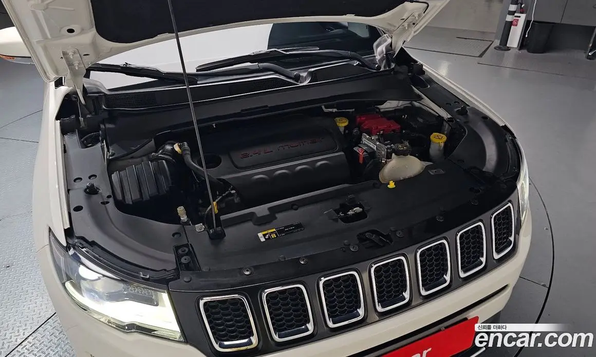 Jeep Compass 2019 2.4 автомат (гидро), фото 5