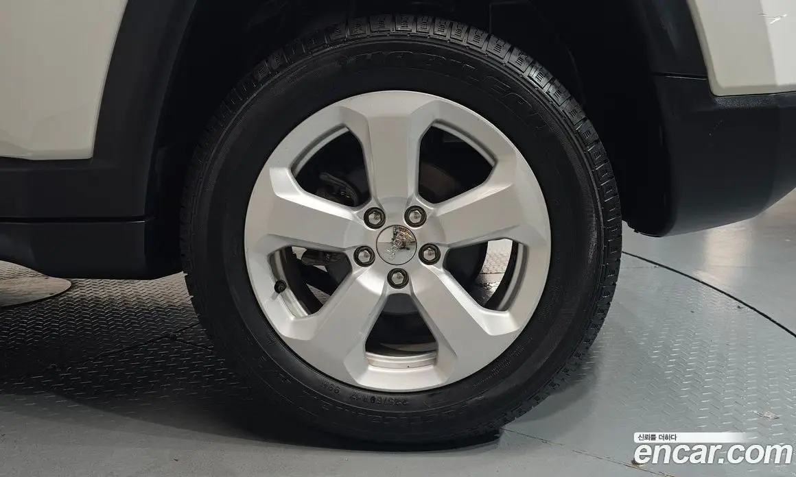 Jeep Compass 2019 2.4 автомат (гидро), фото 6