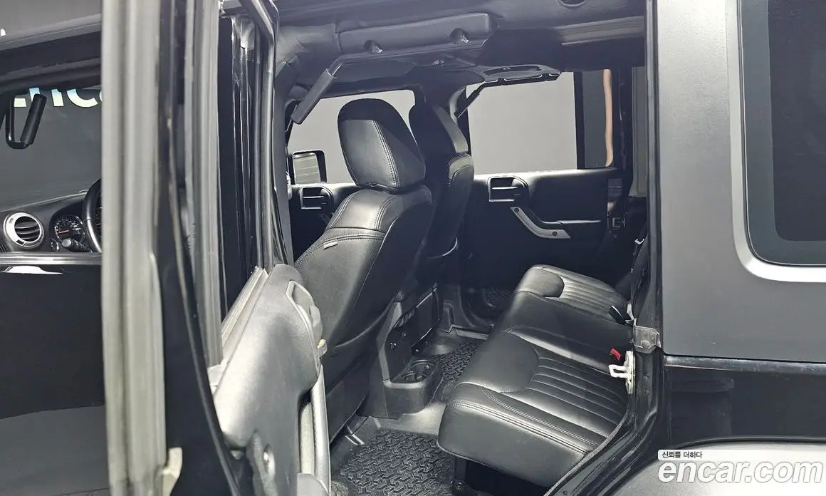 Jeep Wrangler 2011 2.8 автомат (гидро), фото 11 Jeep Wrangler 2011 2.8 автомат (гидро), фото 11