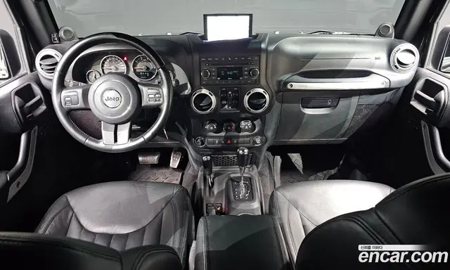 Jeep Wrangler 2011 2.8 автомат (гидро), миниатюра 7 Jeep Wrangler 2011 2.8 автомат (гидро), миниатюра 7