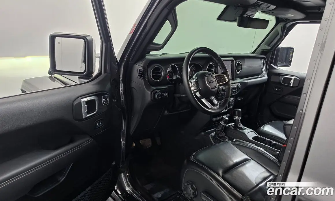 Jeep Wrangler 2021 2.0 автомат (гидро), фото 13