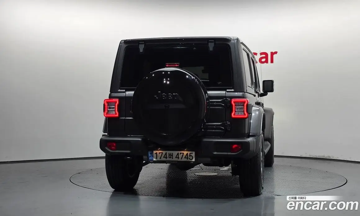 Jeep Wrangler 2021 2.0 автомат (гидро), фото 4
