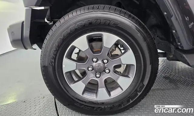 Jeep Wrangler 2021 2.0 автомат (гидро), миниатюра 5